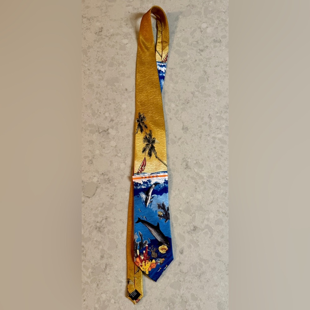 Vintage Tropical By Tango Tie Dolphins Reef Fish Novelty Print New With Tags